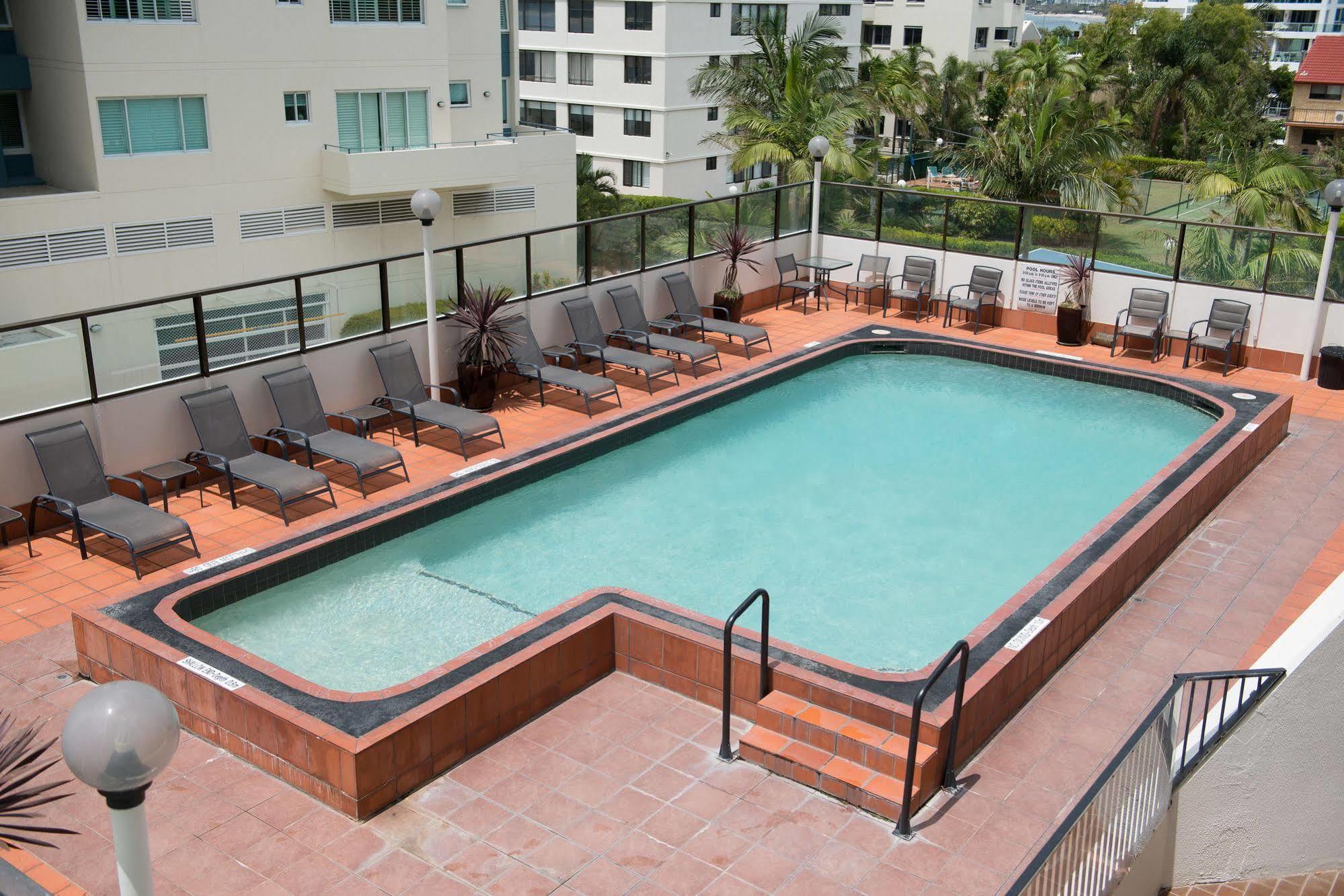 Sandy Point Beach Resort Gold Coast Exterior foto